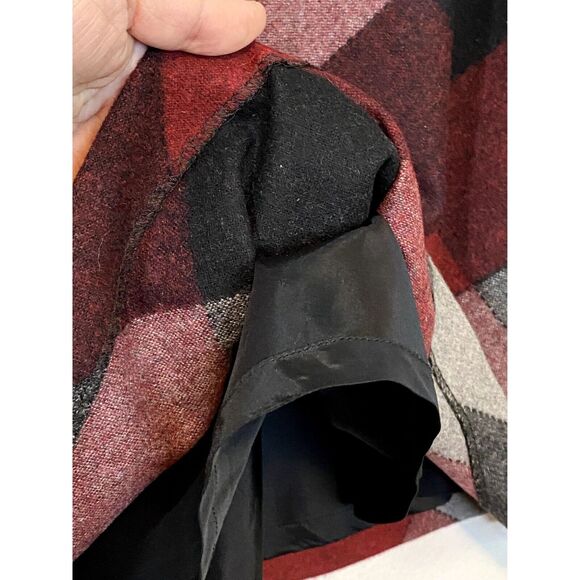 Gap Factory Womens Size 8 Skirt A-Line Wool Blend Plaid Check Red Gray Black - Picture 5 of 7